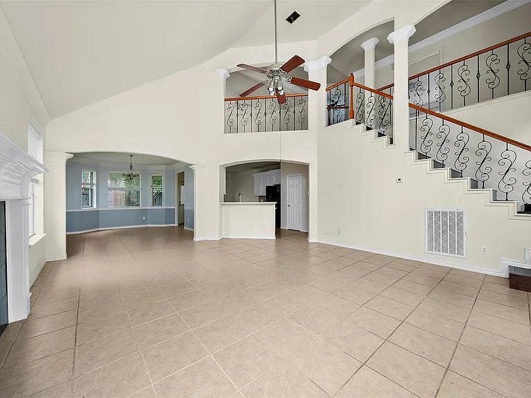 3603 Lauderwood Ln — Photo 3