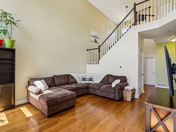 5th image of 416 Grace Dr