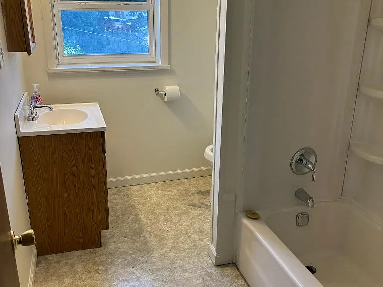 120 W Scribner Ave #120 — Photo 1