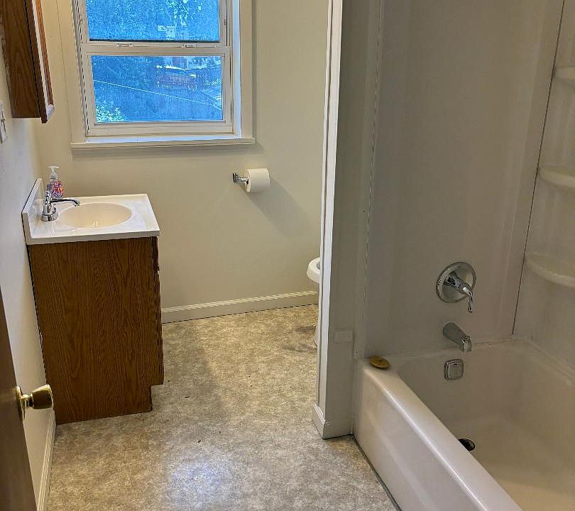 1st image of 120 W Scribner Ave #120