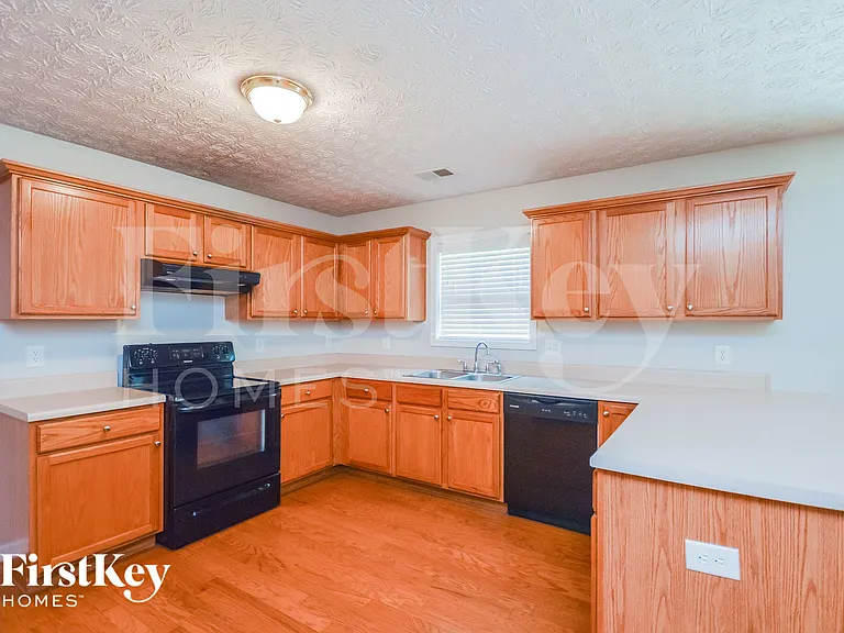 6061 Fairington Farms Ln — Photo 6