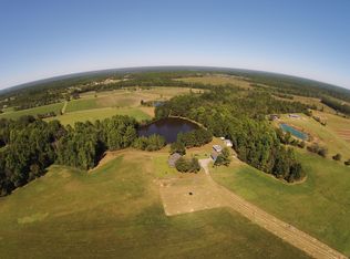 114 Jake Clements Rd, Hazlehurst, GA 31539