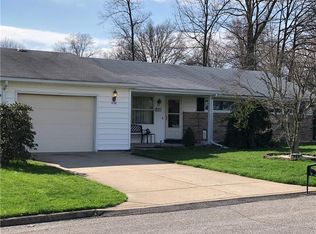 550 S 9th St, Sharpsville, PA 16150