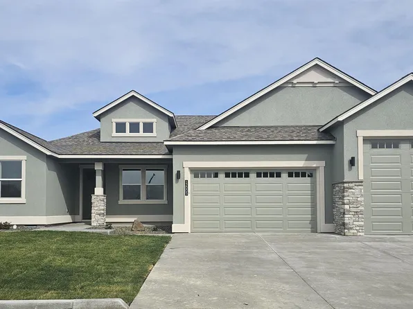 12005 Vincenzo Dr, Pasco, WA 99301