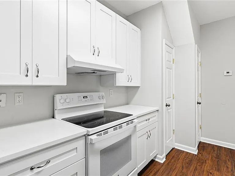 1575 Ridenour Pkwy NW #822 — Photo 8