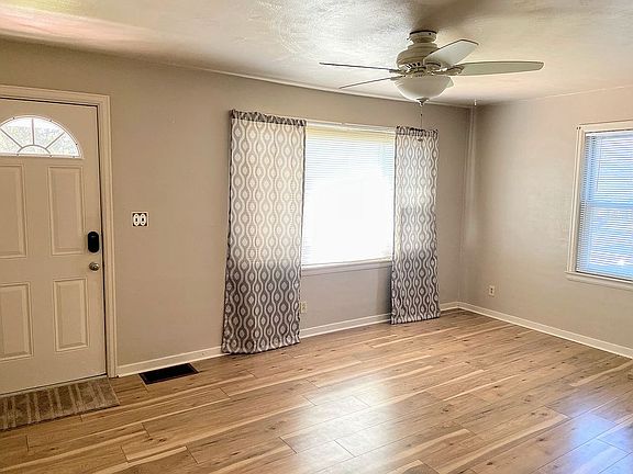 3rd image of 23 Burr Ave