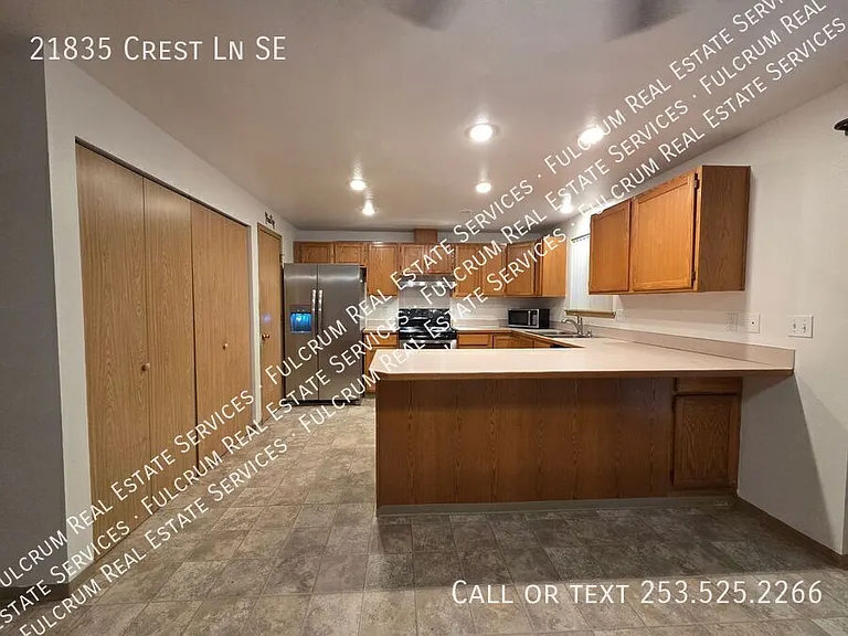 21835 Crest Ln SE — Photo 9