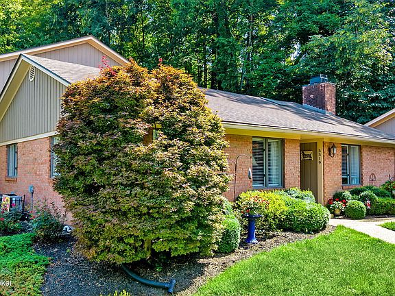 4th image of 5519 Forest Lake Dr