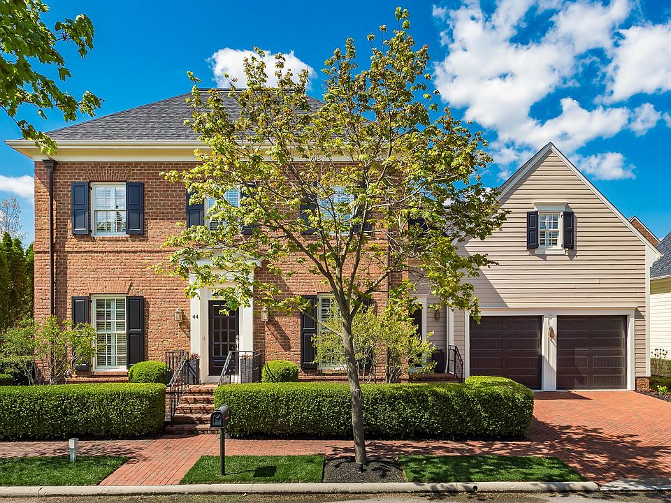 1st image of 44 Pickett Pl