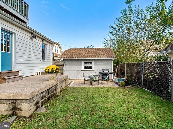 4th image of 4130 Bonsall Ave