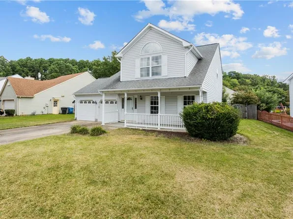 2946 Sugar Maple Dr, Virginia Beach, VA 23453