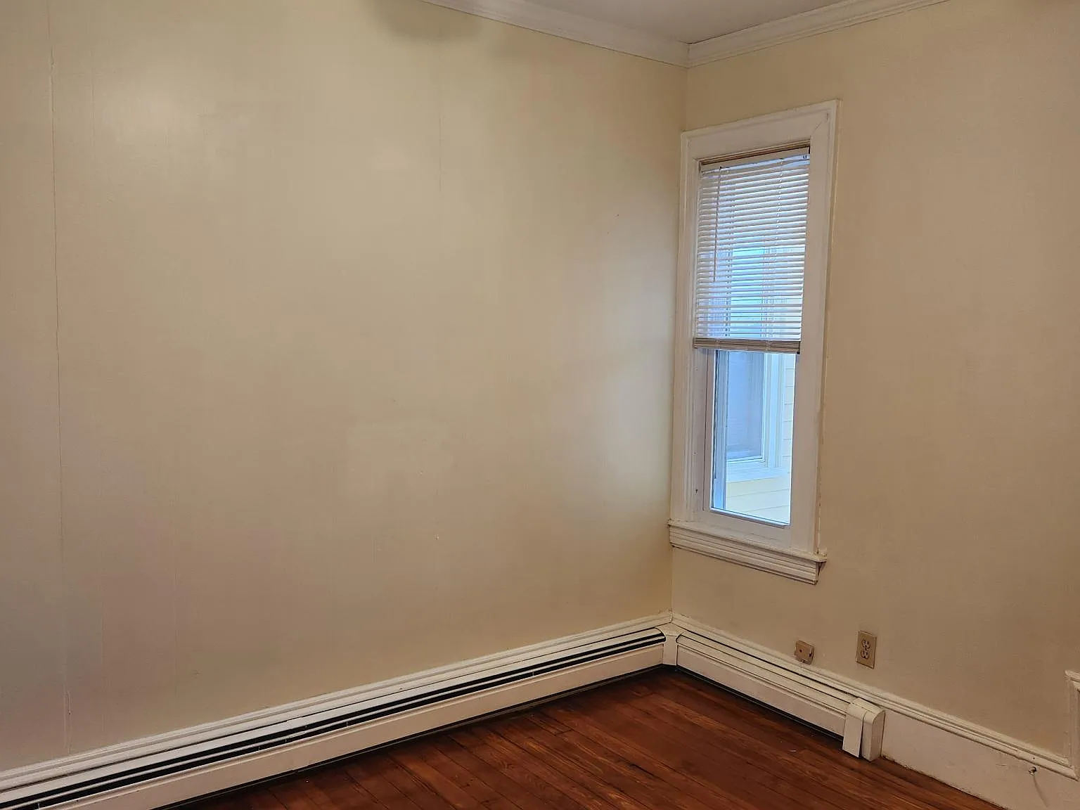 2 bed, 800 sqft, $1,700 — Photo 4