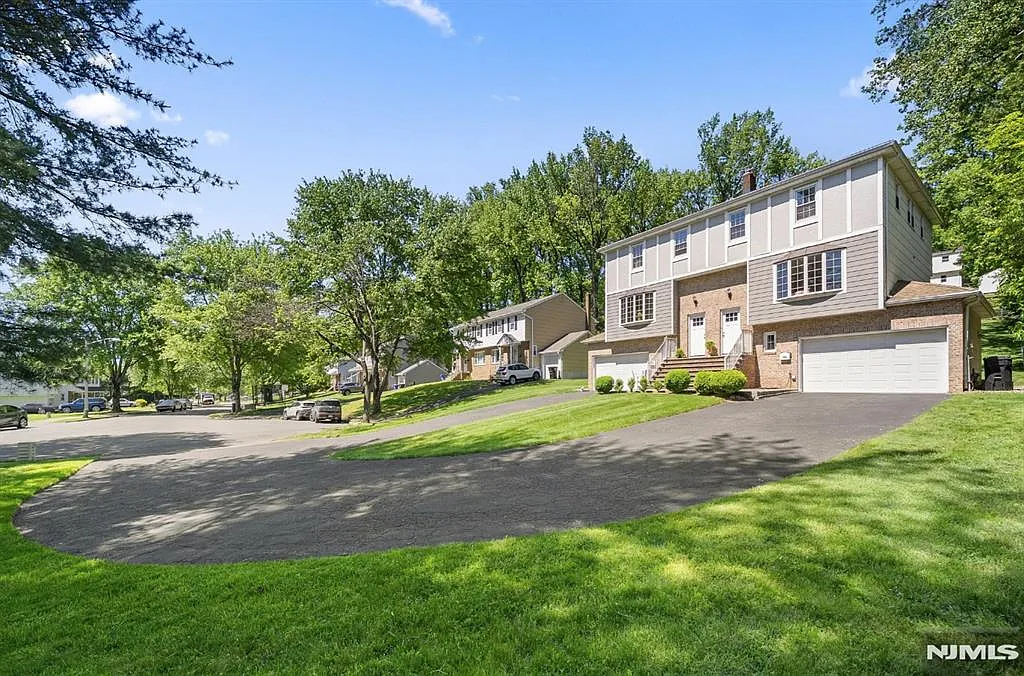Building Photo - 89 Forsythia Ln #B