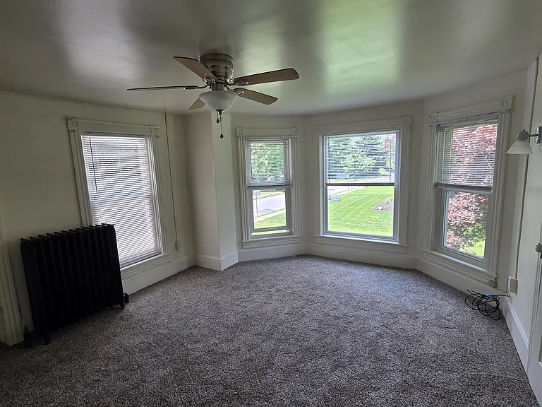 214 E Pine St #214 — Photo 7
