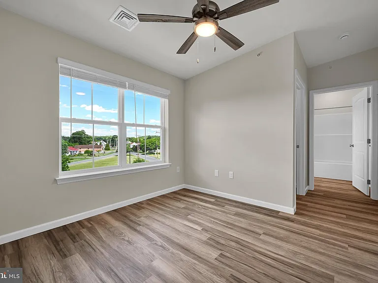 1000 Colby Ln #1204 — Photo 35