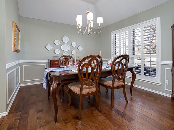 4th image of 4408 Warrington Way