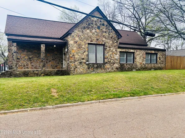 313 Garfield St, New Albany, MS 38652