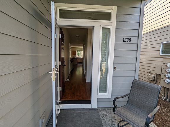 Main entry to the house (from the east)