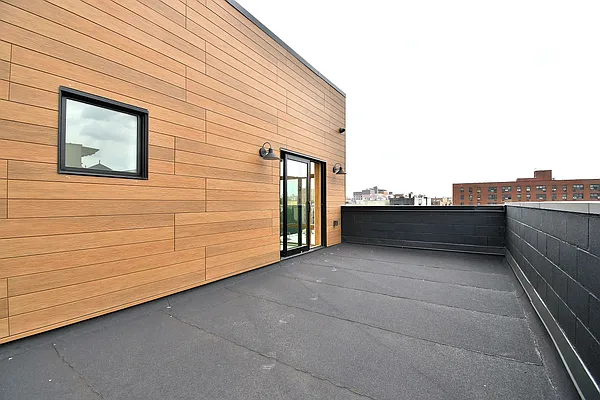 Rented by Voro, LLC | media 1