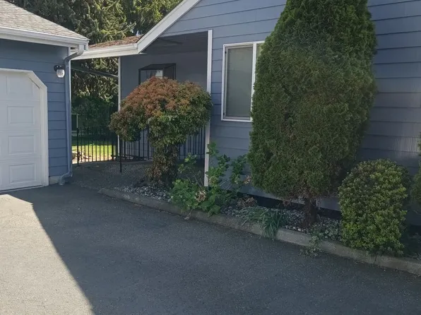 31080 State Route 20 APT F1, Oak Harbor, WA 98277