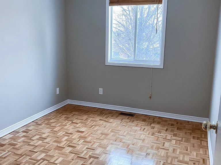2 Tamara Way — Photo 23