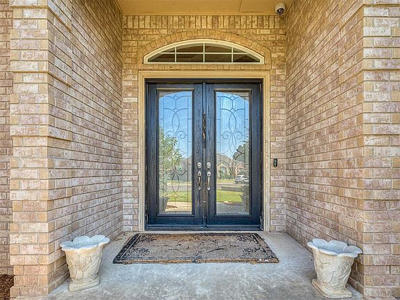 5th image of 13700 Bodega Dr