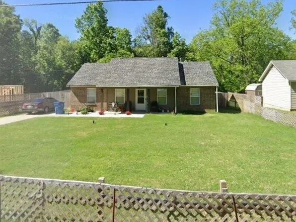 626 W Pleasant Ave, Covington, TN 38019