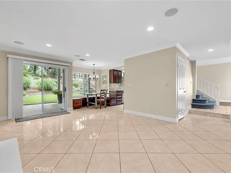 1070 Cannon Rd — Photo 15