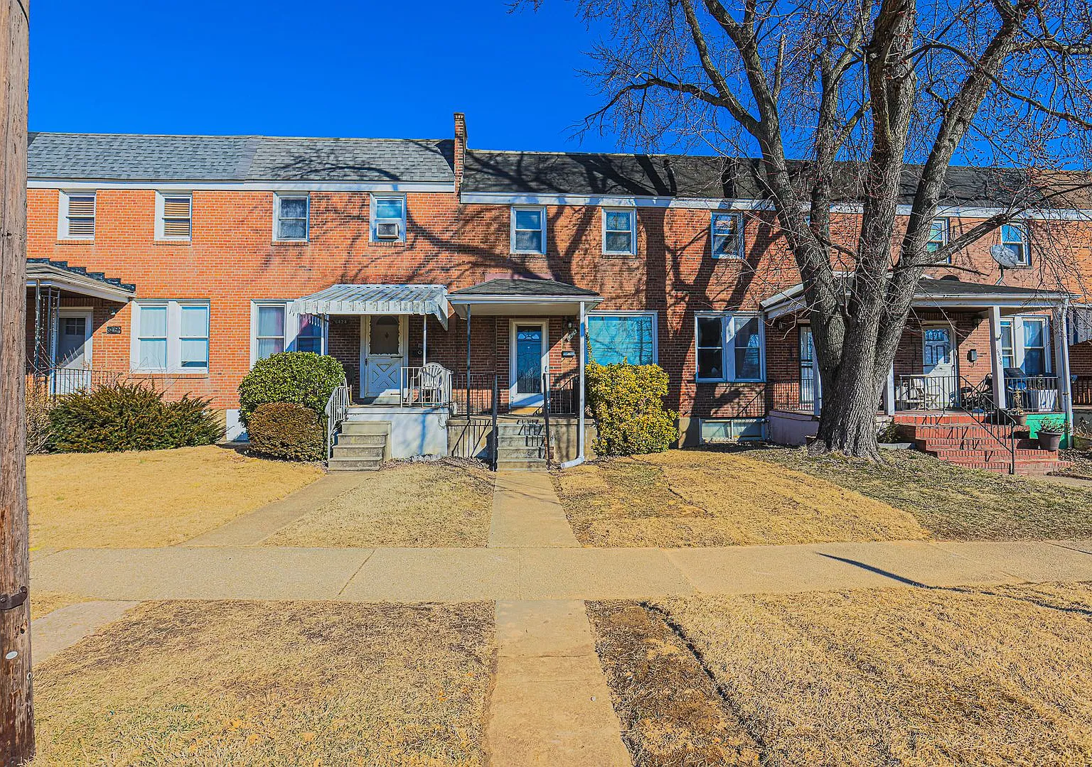 Graceland Park Renovated Home for Rent — Photo 3