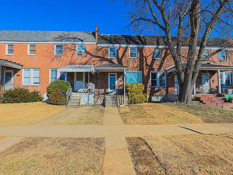 6426 Odonnell St — Photo 3