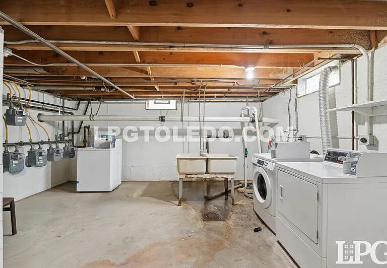 3310 Arlington Ave #8 — Photo 18