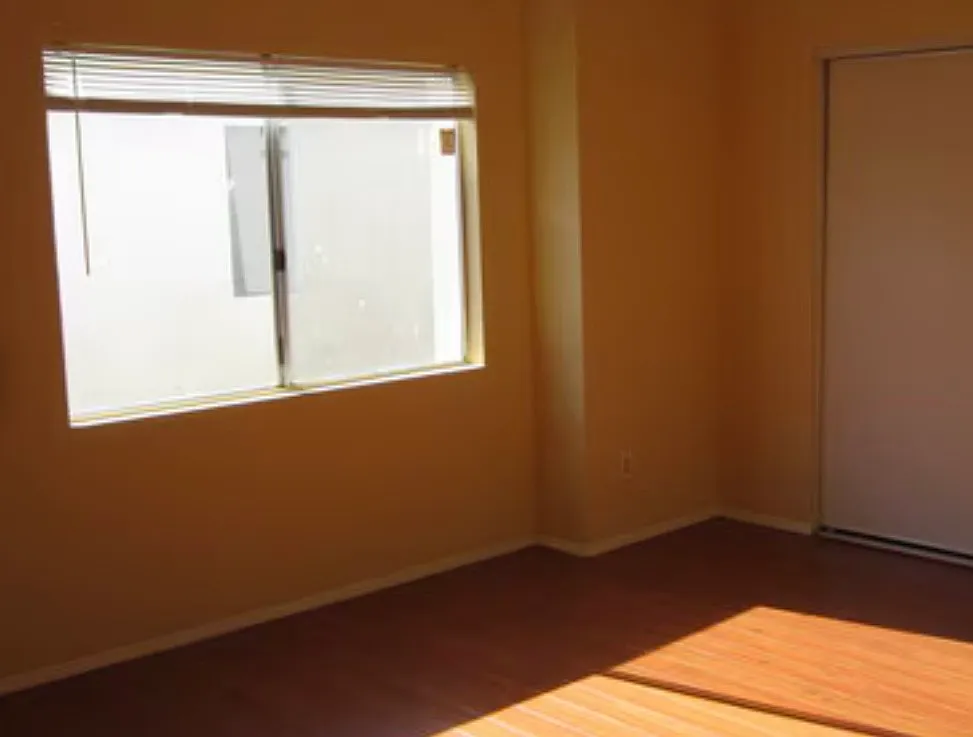 Building Photo - 8800 Burnet Ave #3