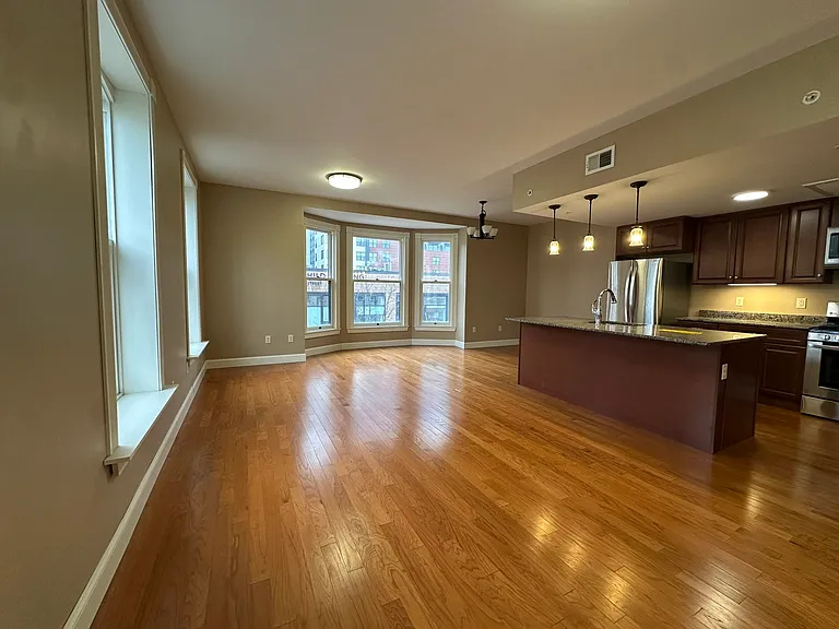 104 N Aurora St #3N — Photo 8