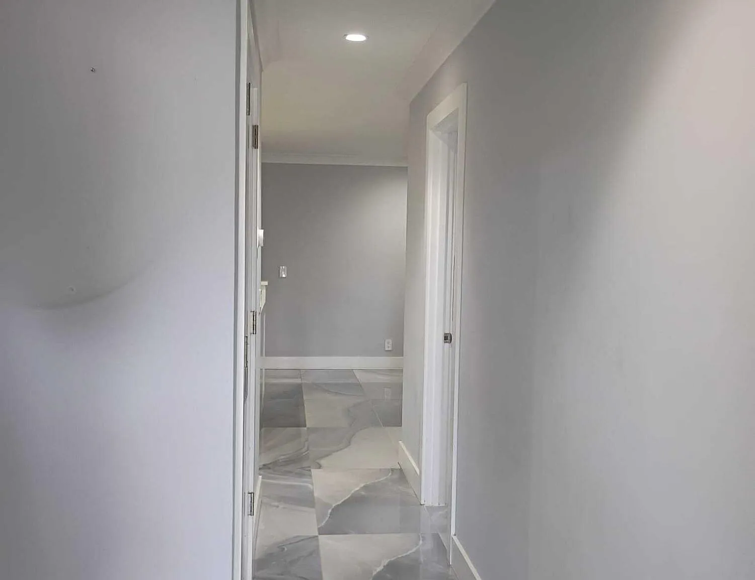 4 bed, 2.0 bath, 1777 sqft, $4,000 — Photo 3