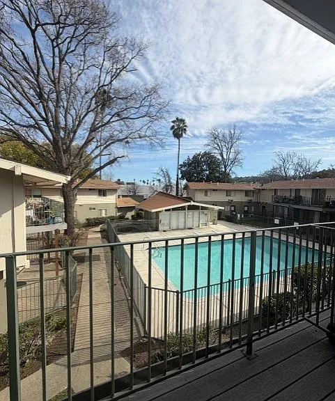 Montgomery Country Club Apartments — Photo 9
