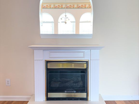 3rd image of 1898 Summit House Dr Unit 232