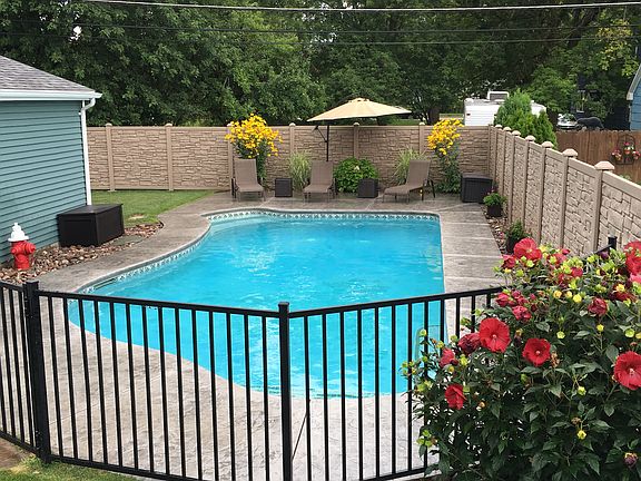 4th image of 51 Maryon Dr