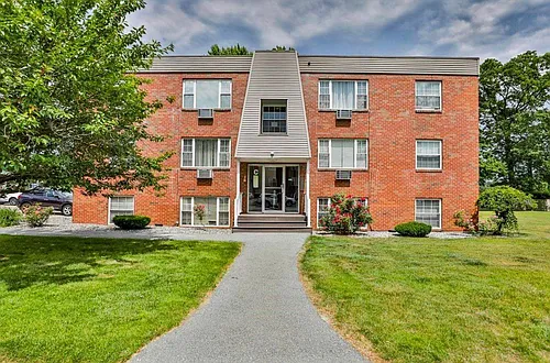 99 Cluff Crossing Rd #5C Photo 1