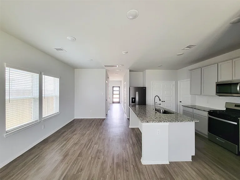 23330 Kinsfolk Dr — Photo 9