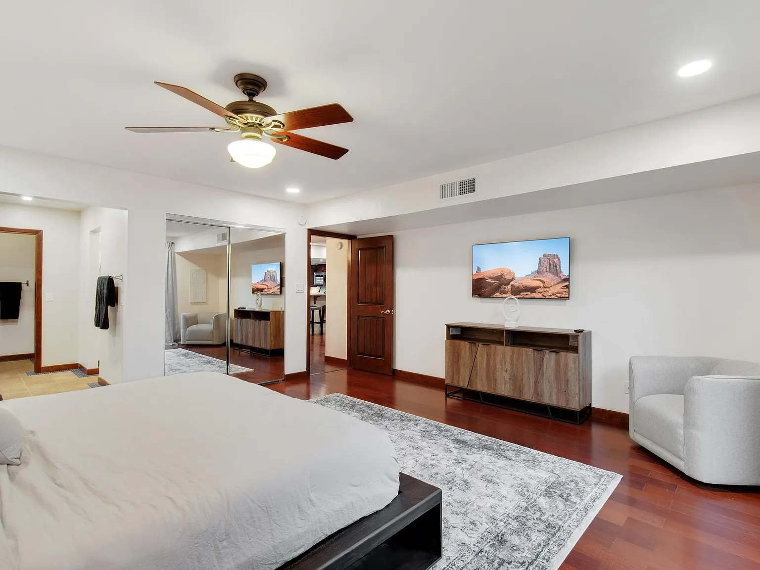 8779 E Via De Encanto — Photo 4