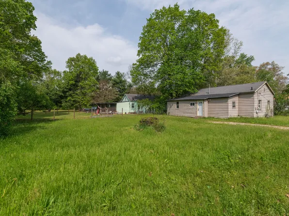 501 2nd Ave, Dowagiac, MI 49047