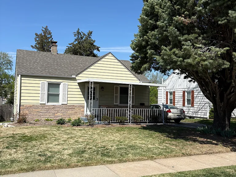 5870 Gold St — Photo 11