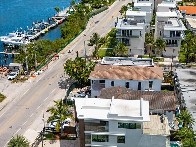 5601 N Ocean Dr — Photo 77