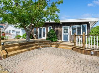 11 Osprey Dr, Toms River, NJ 08753