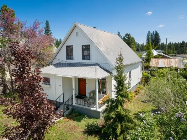 304 Quincy Ave, McCloud, CA 96057