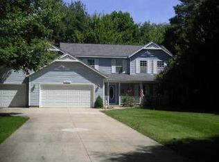 15945 Ryan Dr, Holland, MI 49424