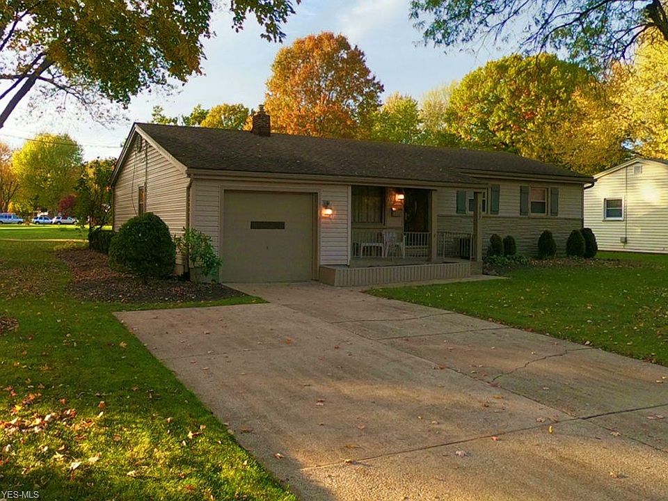 1st image of 1732 Lancaster Dr