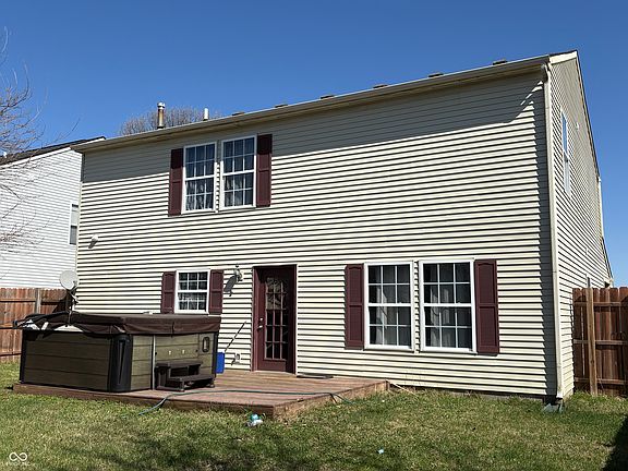 3rd image of 347 Sunbeam Ln