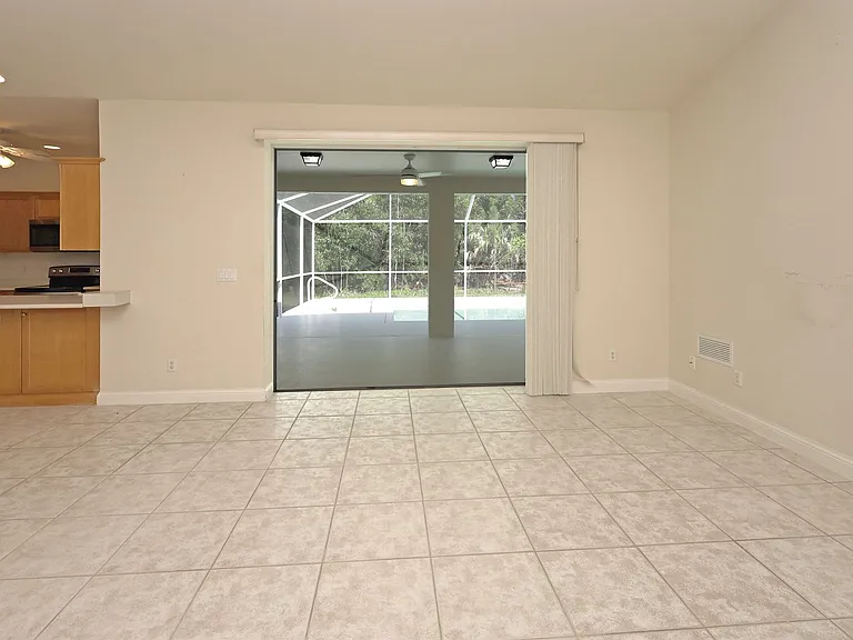 32 Heritage Way — Photo 6