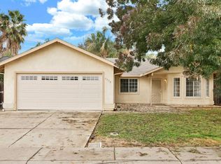 5338 E Meadowood Dr, Stockton, CA 95215